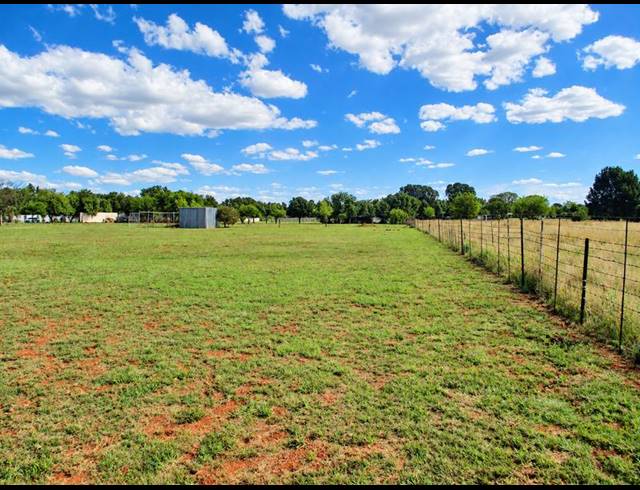 LAND FOR SALE IN GROENVLEI
